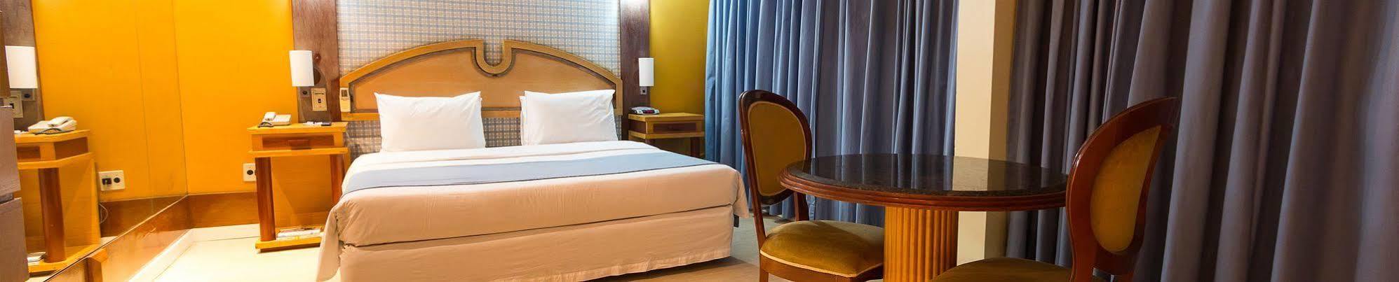 Monumental Bittar Hotel Бразилия Екстериор снимка